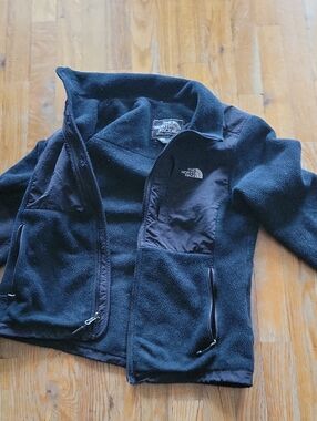 The North Face Black Zippered Fleece Jacket